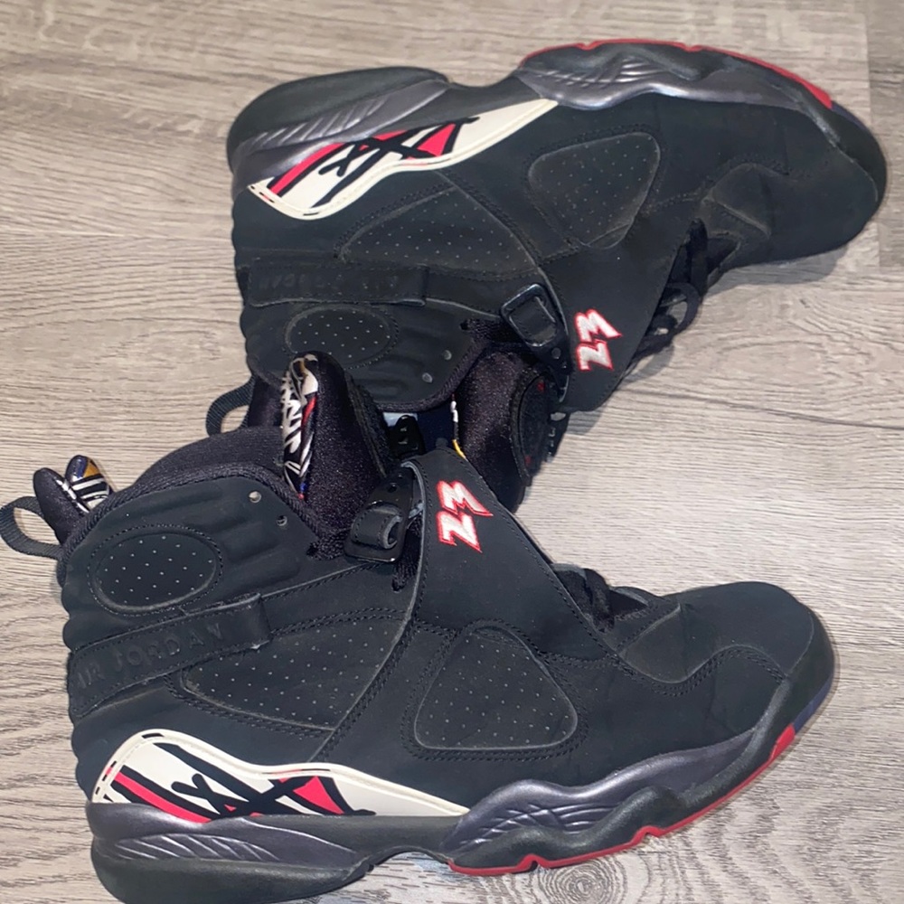 Air Jordan ‘Playoff’ 8’s 🎱